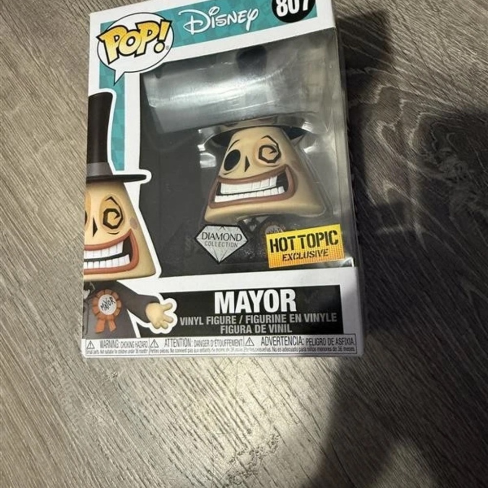 Disney Pop! Mayor Vinyl Figure - Black, White, Tan